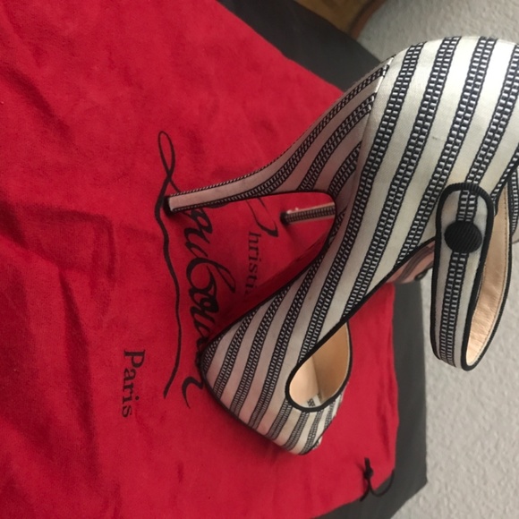 Black and white striped Christian Louboutin - Picture 4 of 6